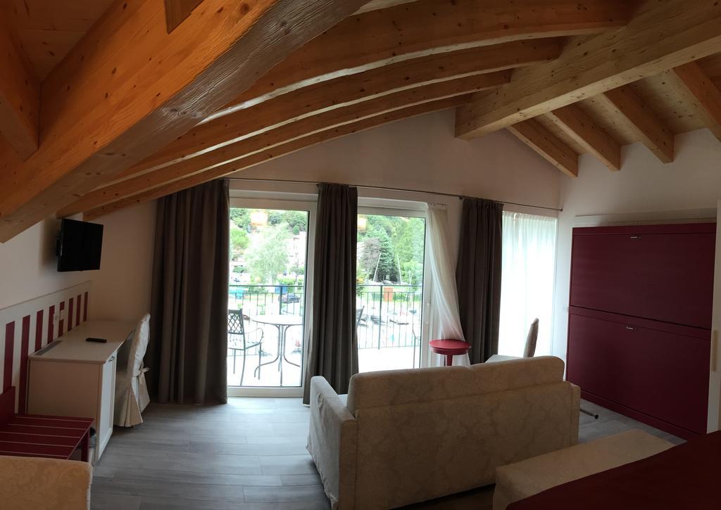 Hotel Resort Le Vele Domaso Quarto foto