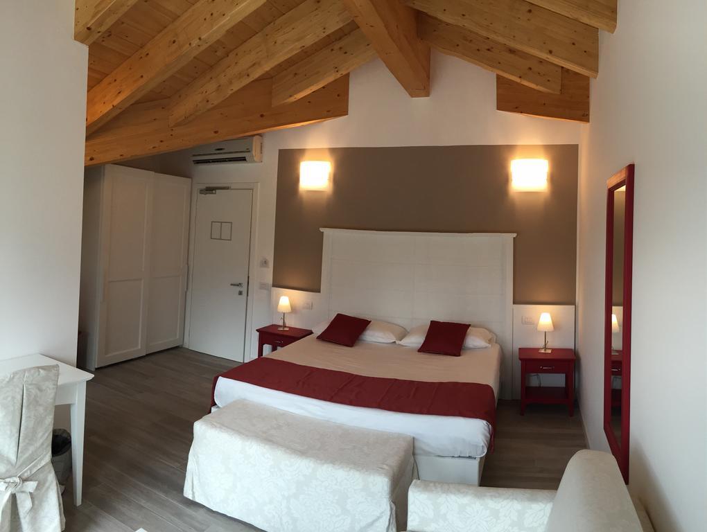 Hotel Resort Le Vele Domaso Quarto foto