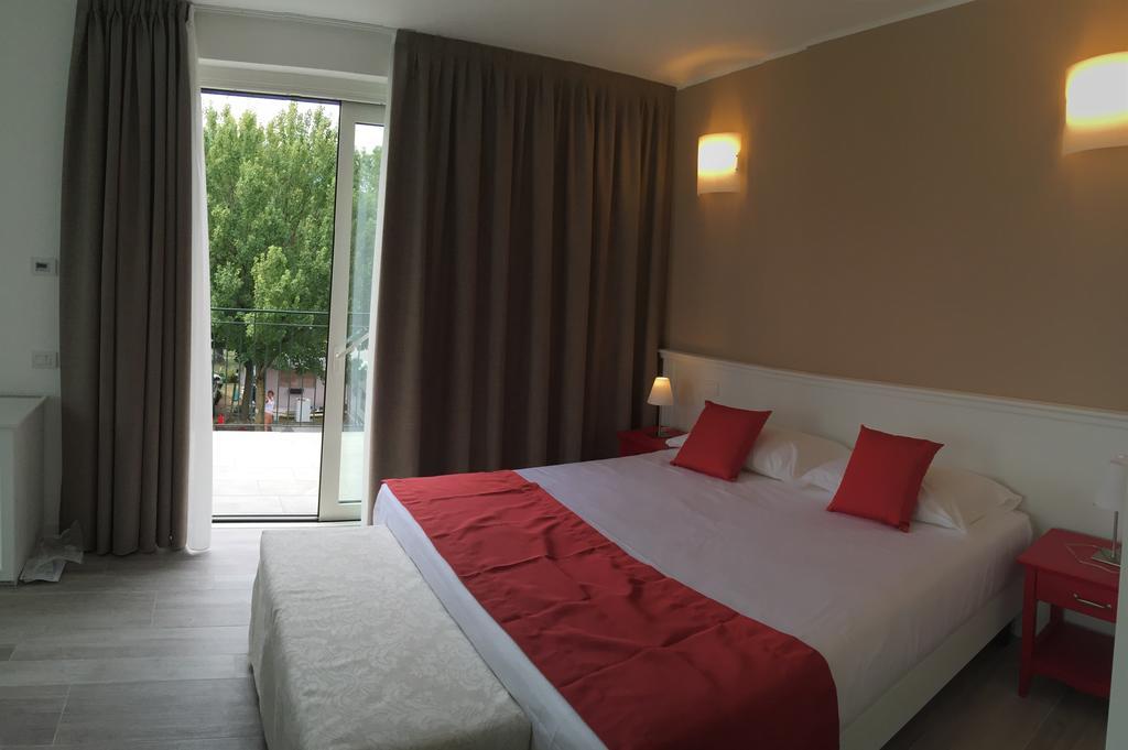 Hotel Resort Le Vele Domaso Quarto foto